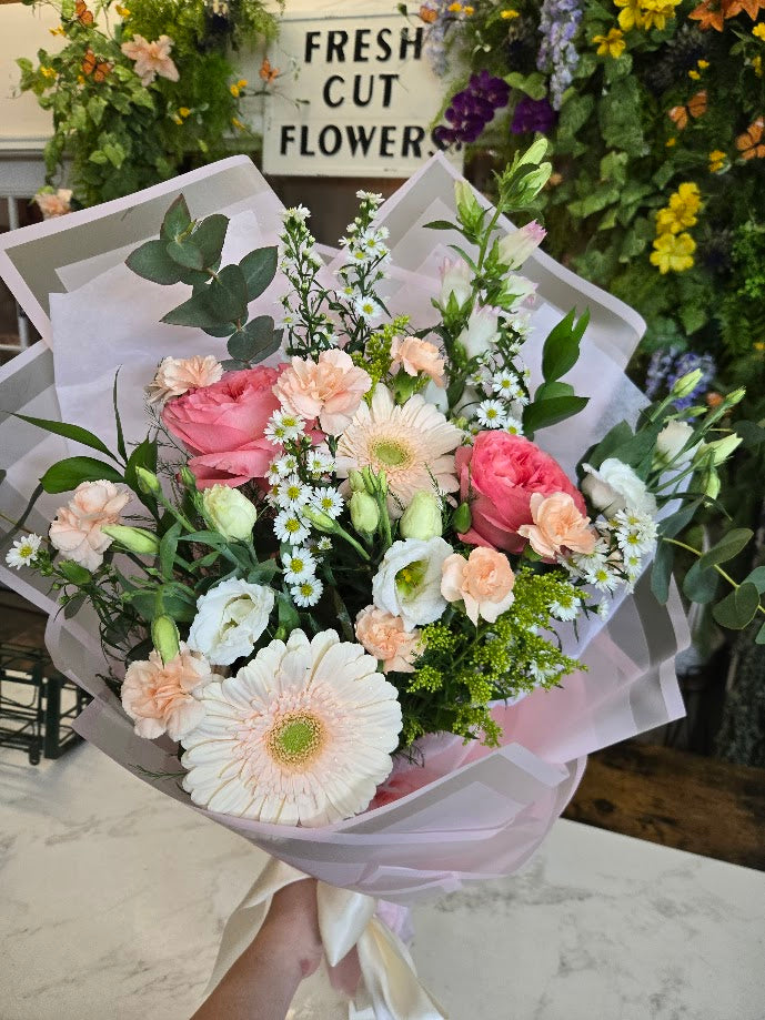'Hey There Delilah' Wrapped Bouquet
