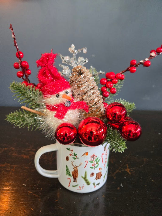 Camping Mug Snowman Arrangement