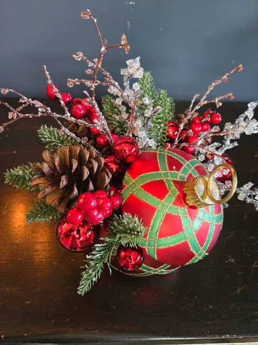 Home Alone Ornament Arrangement